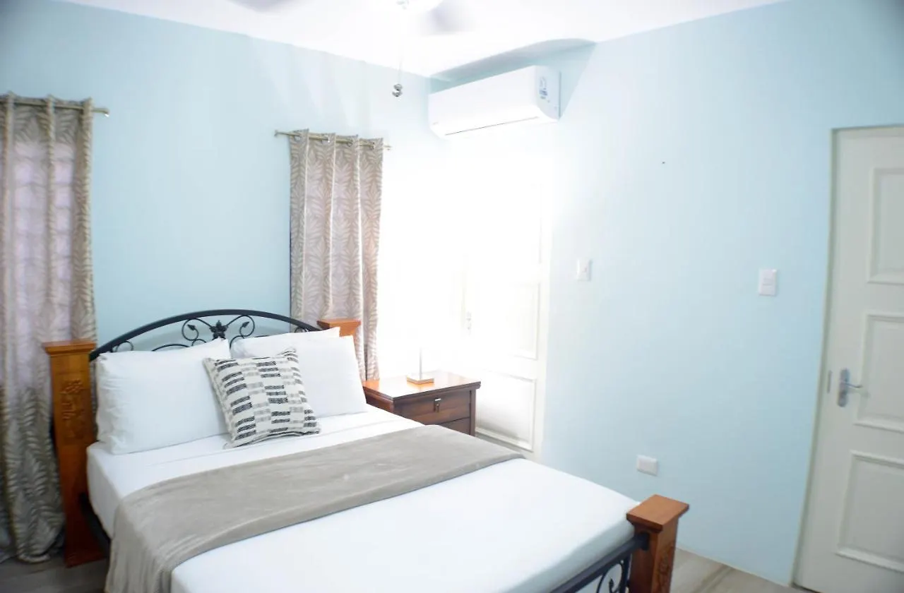 Pen Manor Modern 2 Bedroom Apartment Boissiere Village