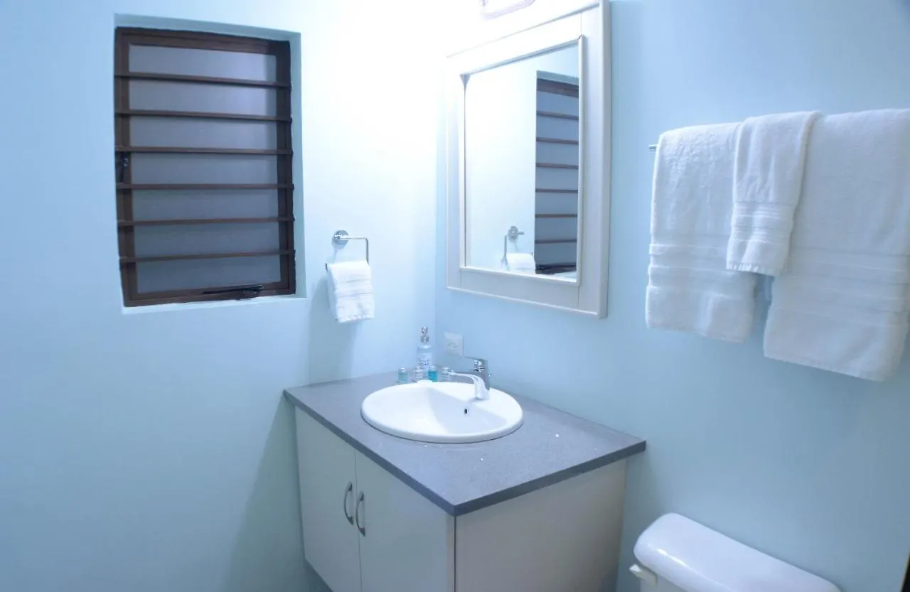 Pen Manor Modern 2 Bedroom Apartment Boissiere Village